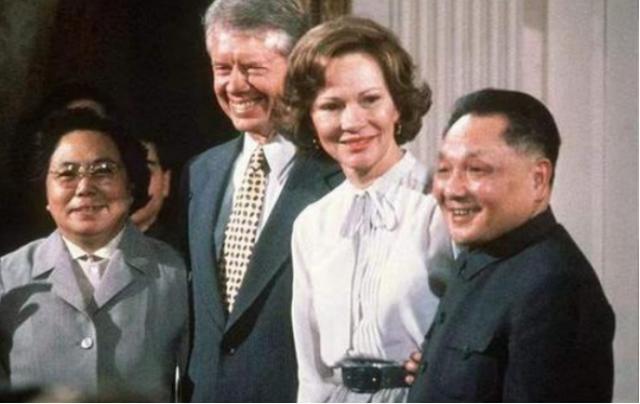 79年邓小平访美后，被问：对什么印象最深？答：顿顿都有的小牛肉