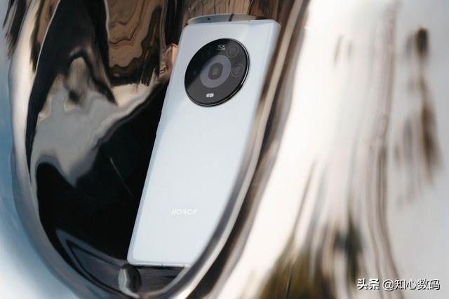 从5999跌至4399，256GB+iP68防水，优质旗舰机降价