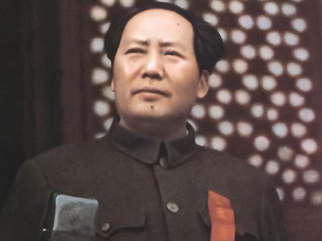 51年斯大林两次致电毛主席：我承认错误，将372架米格-15运到中国