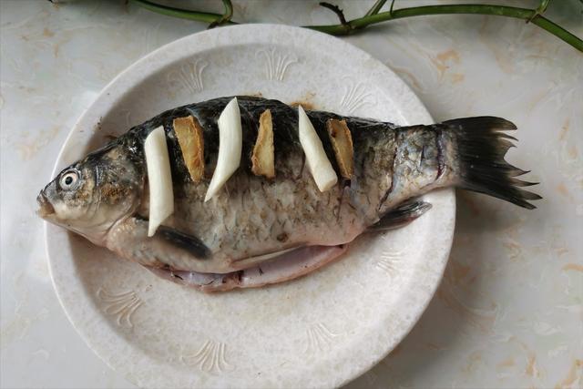 春季湿气重，建议多吃“3菜2豆2肉”，少吃2果，健脾祛湿健康过春