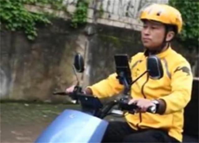 姚志刚：辞去银行行长自主创业，亏损230万后却因送外卖走红