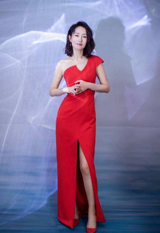 接烂剧、装少女、敷衍观众，这些曾经的好演员，也为“钱”折腰了