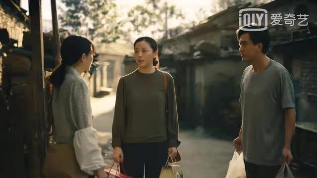 《人世间》龚维则不简单，帮郑娟要回推车的真实目的，暴露出本性