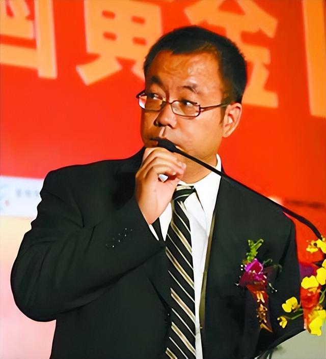 周末2天10个瓜，娱乐圈的瓜太生猛了！偷税漏税、入狱，应有尽有