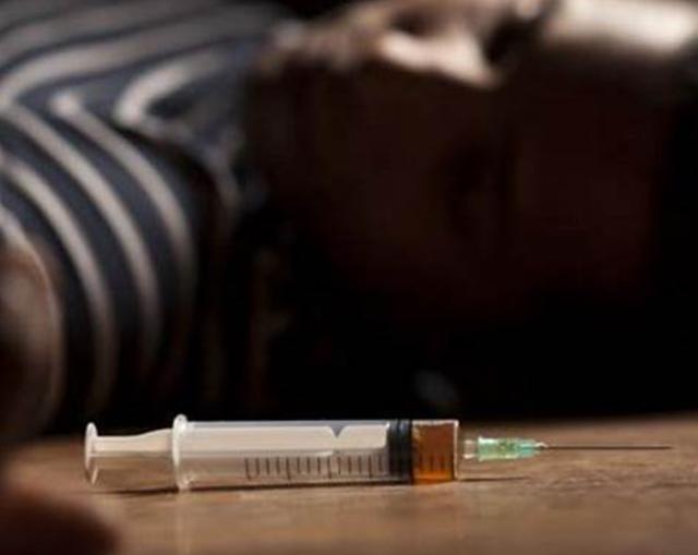不要错把艾滋病当皮肤病，身体有这3变化，可能是艾滋病发出信号