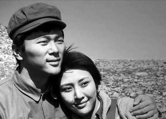 中国法拉利第一人，坐拥京A00001车牌，亿万富翁李晓华的创富传奇