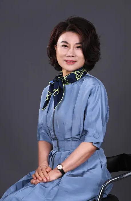 董明珠秘书孟羽童疑似被解雇，带货却不了解产品，本人回应来了