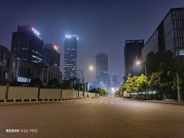 天玑9000加持的“冷血旗舰”，Redmi K50 Pro首发评测