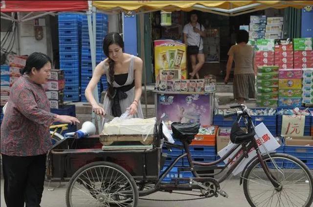 男生吃女生的豆腐是什么意思