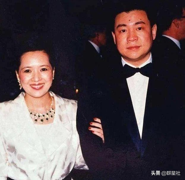 港姐李嘉欣：拼尽全力争宠俘获男人芳心，为何到头来还是被骂？