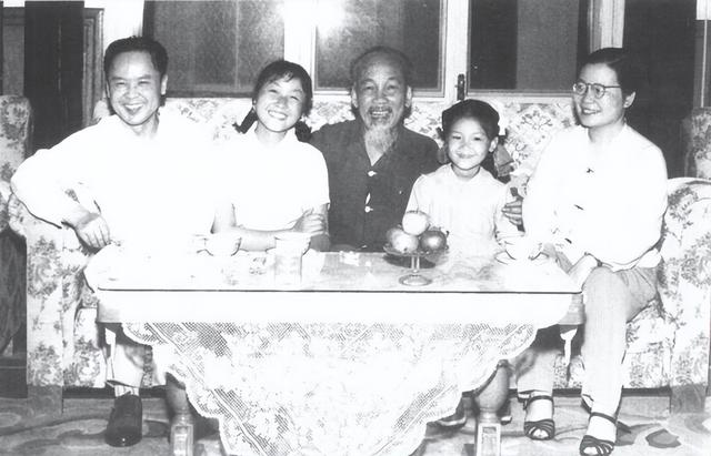 58年毛主席视察广西时，韦国清坦言：广西比较困难，希望得到帮助