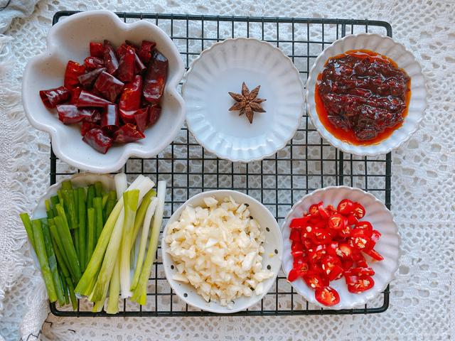 清炒菜花 清炒菜花（清炒菜花怎么炒好吃） 美食