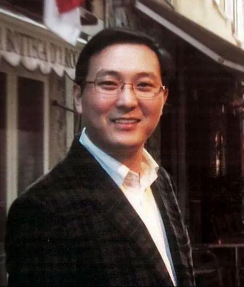 搞定“央视一姐”、不计较姐弟恋：密春雷的发家史，以及神秘消失