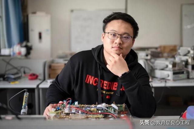 创业科研两不误，他在成电开启追梦之旅