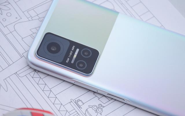 千元预算怎么买手机？真我Q5i、荣耀Play6T、红米Note11横评