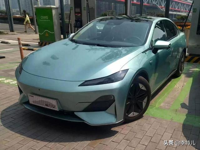 中国首款量产氢燃料车来了，3分钟快补续航700公里，将二季度上市