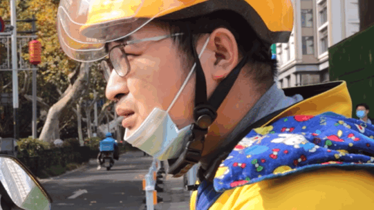 底层“奶爸”到底有多难？