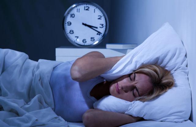 几点睡觉才算熬夜？医生表示：不是11点，也不是12点，别搞错了