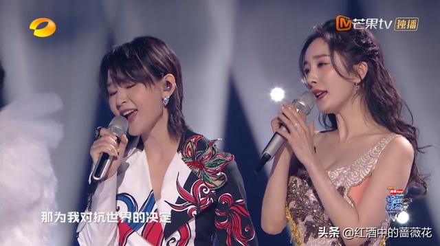 杨幂跨年晚会2022视频(2022跨年晚会名单杨幂)
