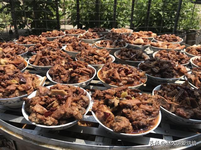 老外到農村參加中式婚禮，被滿滿的傳統儀式感震撼，排場也太大了 - 天天要聞