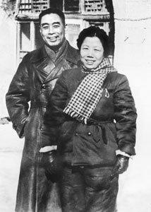 施剑翘为复仇隐忍10年，3枪打死孙传芳，帮助周恩来解决一件大事