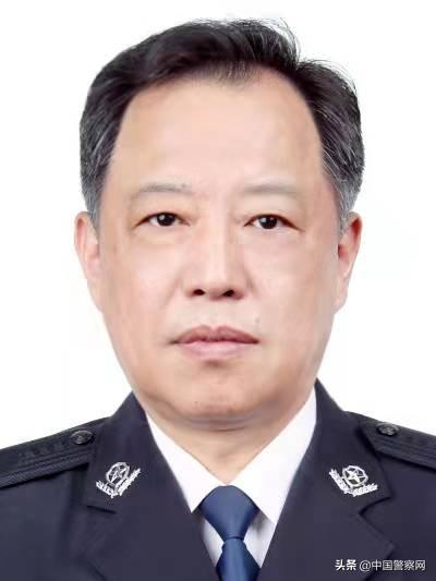 二级高级警长什么警衔