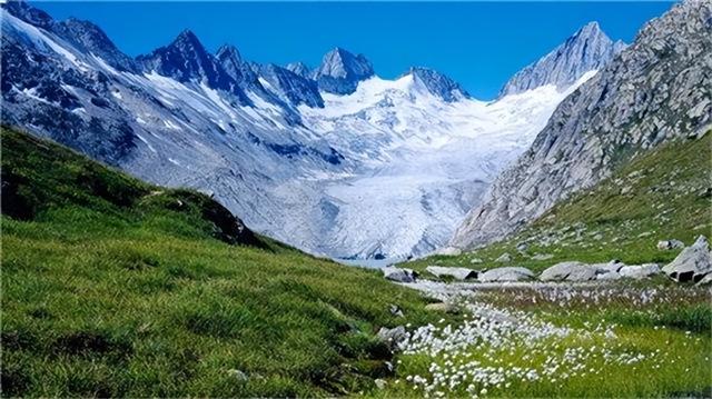 如果没有青藏高原，中国真的很危险，这里不仅是亚洲水塔