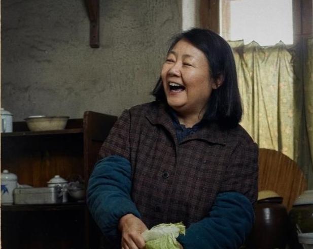 《人世间》：好女人郑娟的3个男人，道出人性最恶的现实