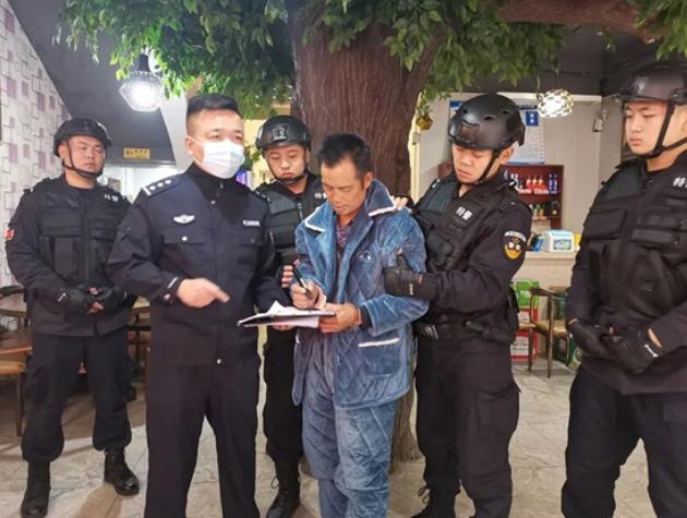 A级通缉犯张承禹：杀6人逃窜11年，装哑巴靠拾荒过活仍被抓