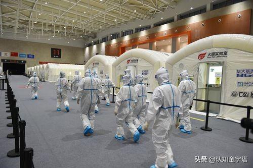 香港疫情为何突然爆发？被动应战导致进退失据，如何亡羊补牢？