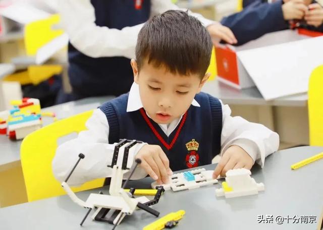 有没有行走学校(行走的学校)(图42)