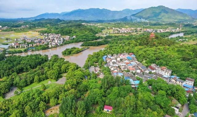 万里长江，险在荆江：这里为何号称中国“龙腰”？