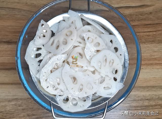 明日谷雨，记得吃：3菜2谷1肉，益脾胃防“春火”，为入夏打基础