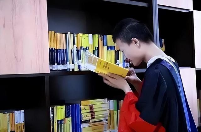 反转！帮6位博士解开4个月未解之题？北大韦东奕作出回应