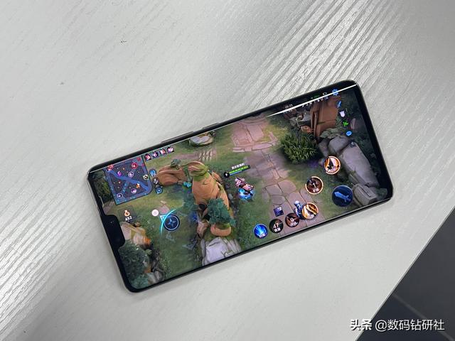 vivo S12 Pro在游戏体验上表现真够给力？实测一下就知道了