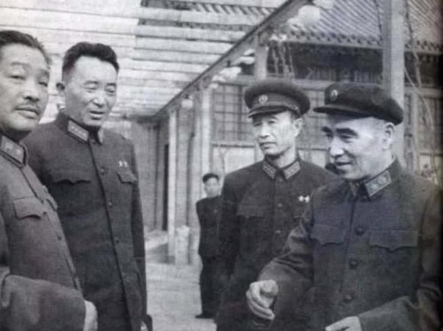 抗美援朝：除了彭总，其实这四人也足可胜任志愿军司令员