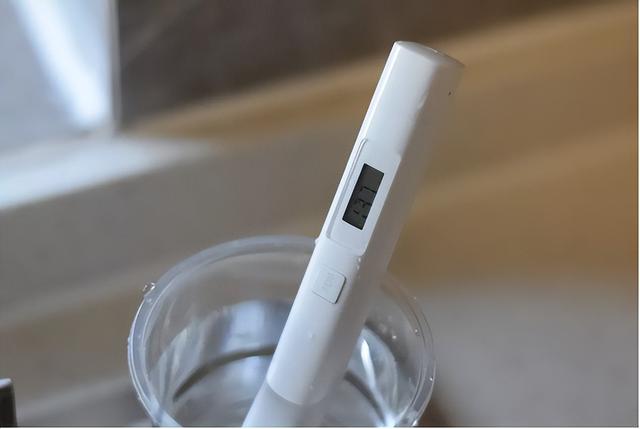 小米净水器有突破？5年不用换滤芯，3.5秒就能接一杯纯净水