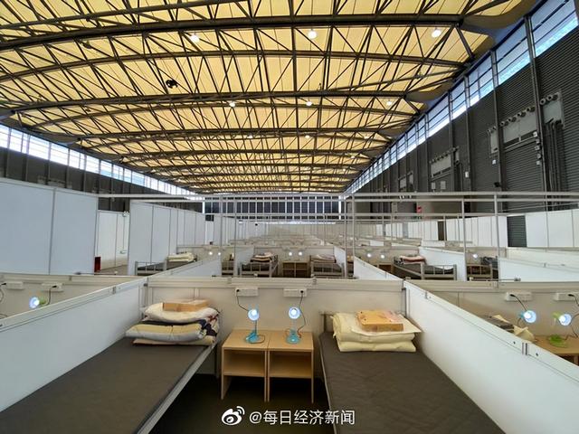 上海的医生说的技术上正确，但是只考虑上海是完全不够的