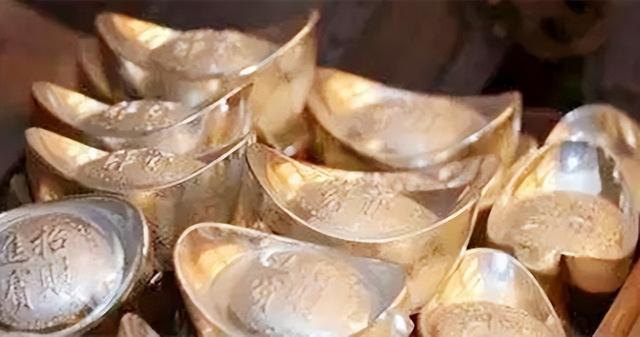 辽宁皇族村：村民是满清皇室正牌后裔，生活起居仍保留当年习惯