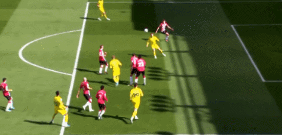 6-0！2-1！1-0！英超豪门悲喜夜：13冠王+3冠王倒下，8亿战舰狂胜