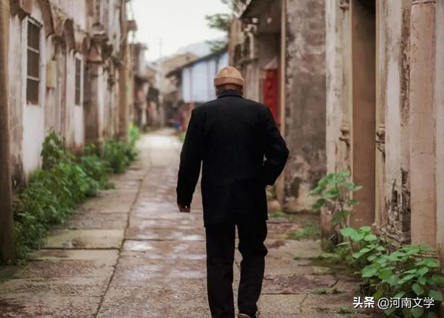 刘志宇：母亲的笑容（散文）