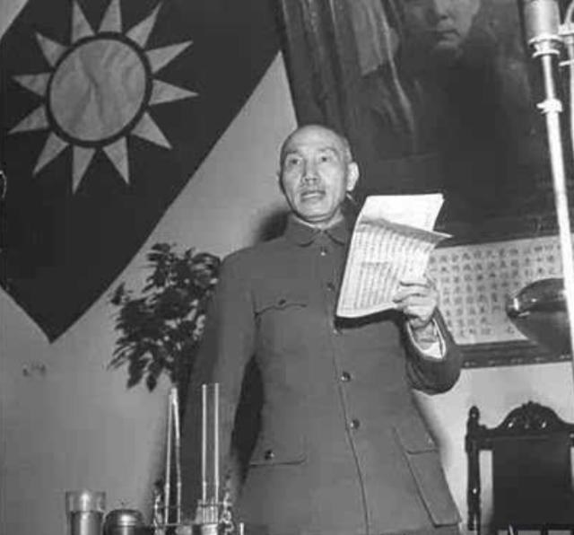 1961年，中央接到绝密情报，伟人亲批发给蒋介石：有人要暗杀你
