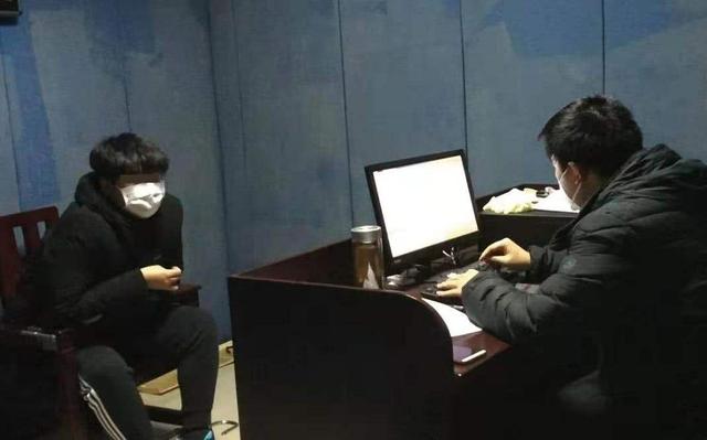 2021年，男子网贷被骗9万，网上找黑客帮忙追钱，又被骗走4万元