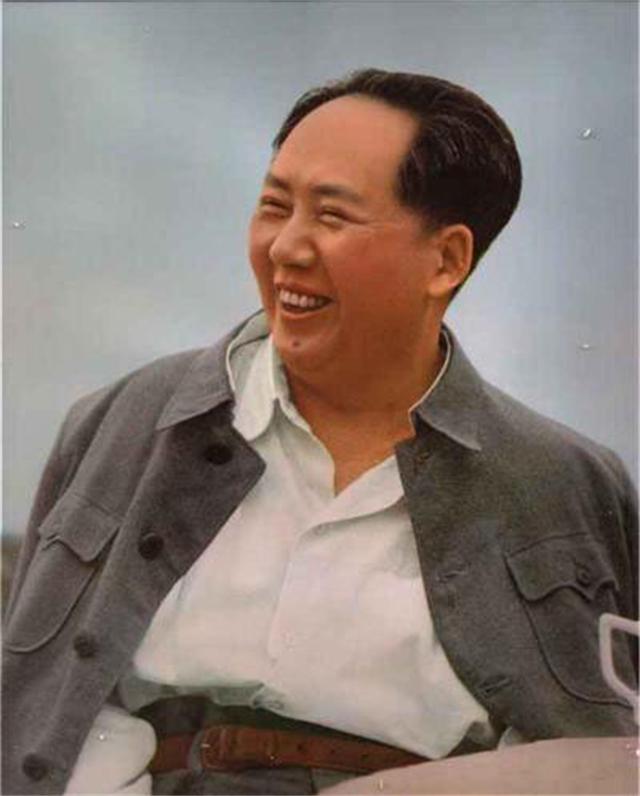 贺子珍回国后，彭德怀前去探望，紧握双手：我是专门来问候大姐的