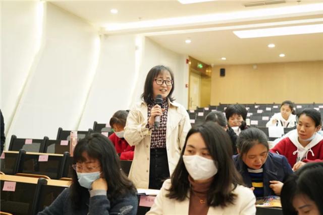 勠力同心 共研共进——乐山市五通桥区开展小学语文教研交流活动