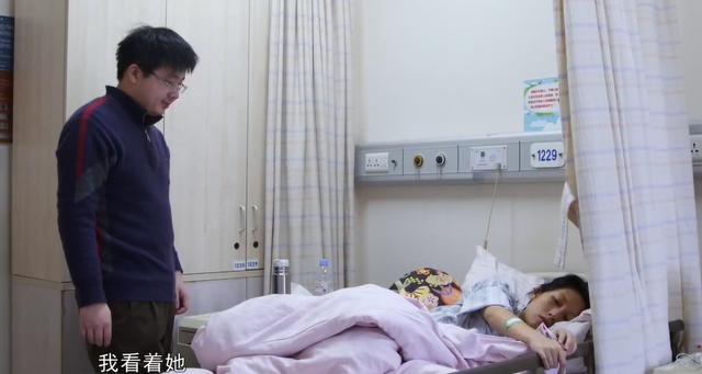 女博士查出癌症，丈夫劝她引产，她却说：孩子在动，我感觉到了