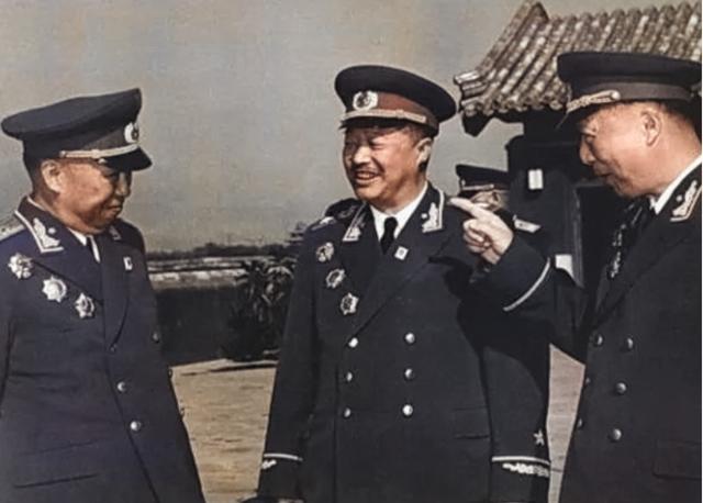 红军改编成八路军，为啥有六大师长？又为啥是他们？结局如何？