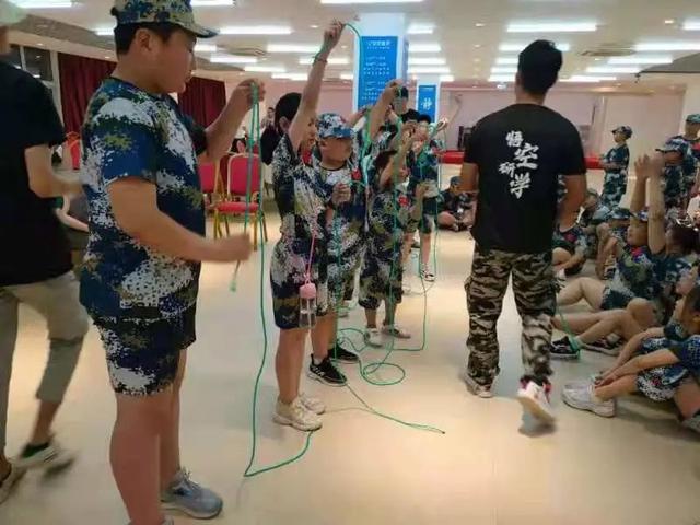 问题少年心理成长军事化管理学校(管理问题少年的学校)(图27)