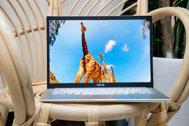 双12轻薄本怎么选？优先考虑OLED屏，联想华硕两款热门机型上榜