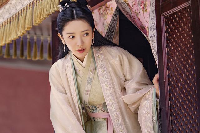 《山河月明》的剧情有多离谱？朱棣婚前有一位初恋，二人相爱相杀